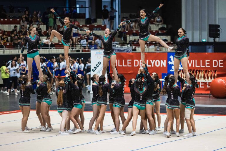 compétition de cheerleading